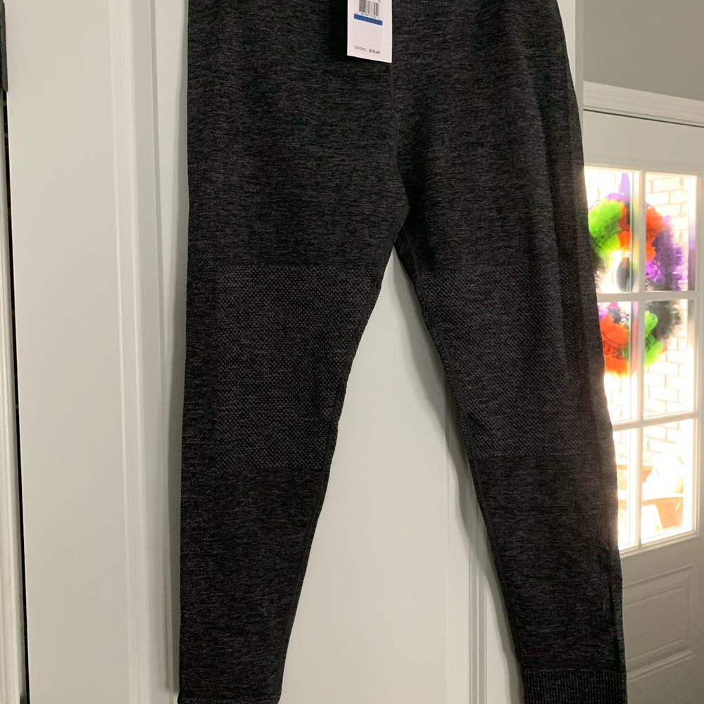 NWT Converse leggings